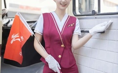 我的美艳丝袜麻麻